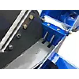 Щепоріз тракторний STILER BX 62S подрібнює гілки 15 см