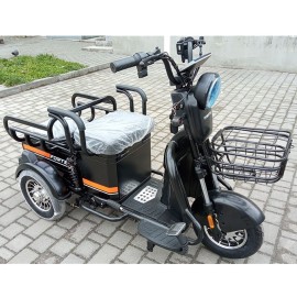 Трицикл акумуляторний Forte CARGO-P650 чорний