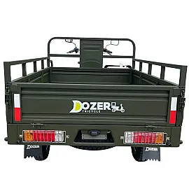 Бензиновий трицикл DOZER Model 250