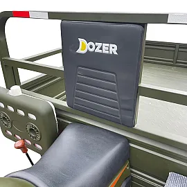 Бензиновий трицикл DOZER Model 250